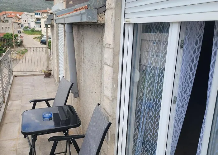 Sonja Требинье